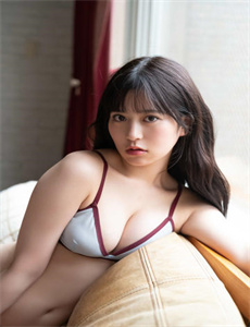 深夜书店-井村空美
